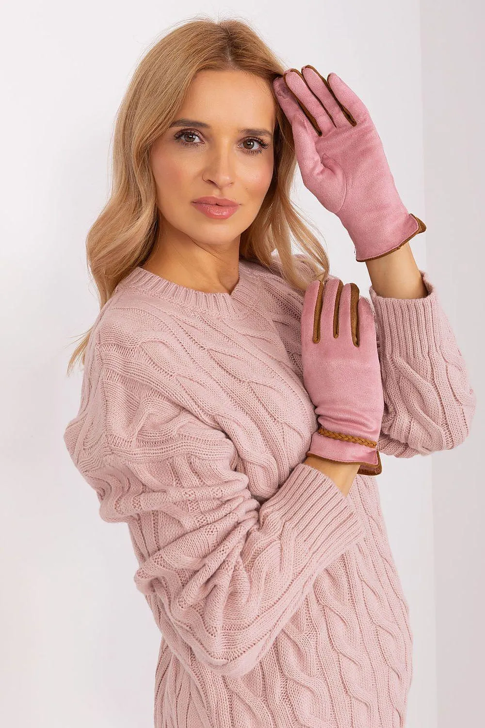 Elegant Floral Touchscreen Gloves